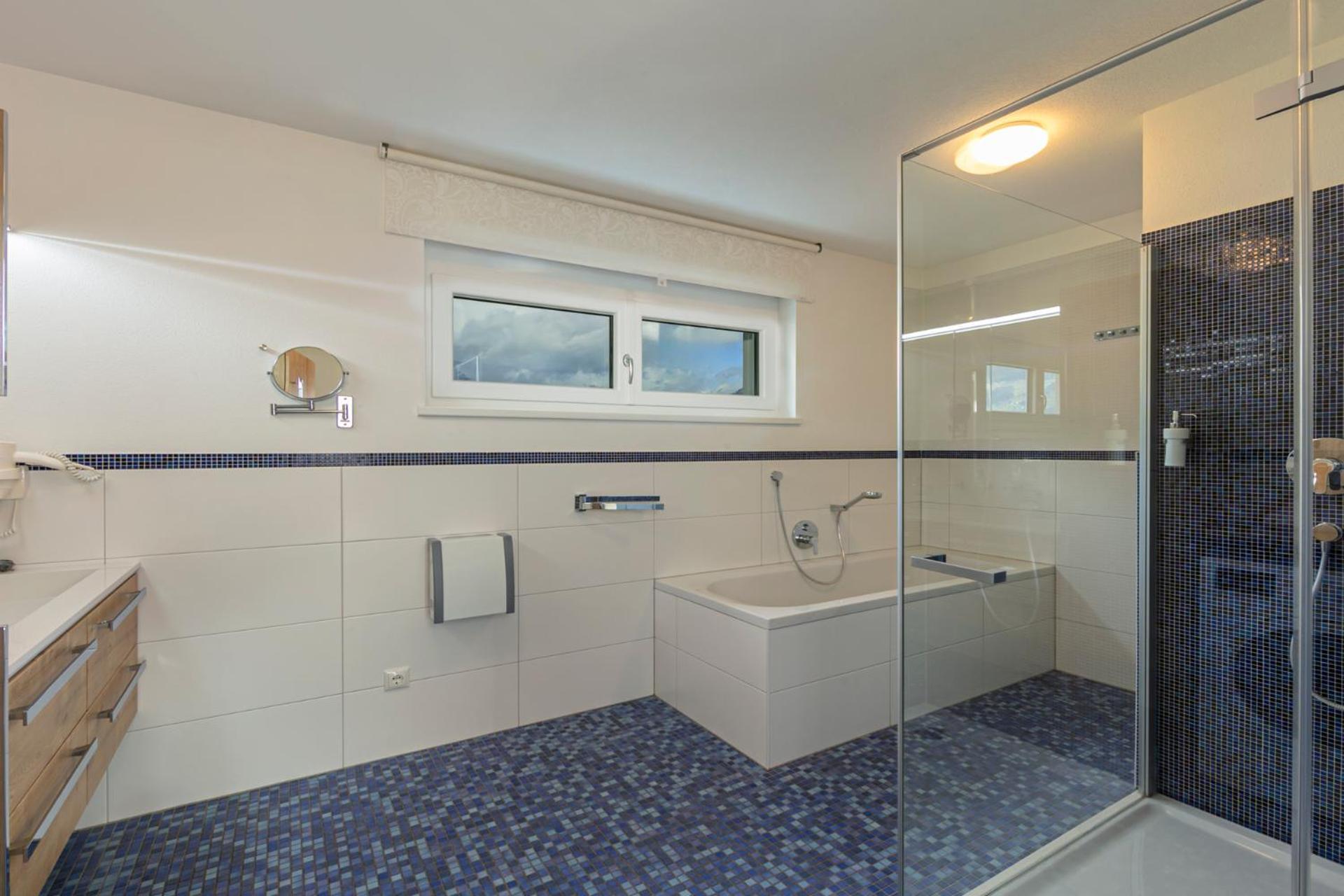 H21 - Modernes Ferienhaus 145Qm, 4Sz, Wellnessbereich Mit Sauna Und Dachterrasse Mit Panoramablick, Kuehlen Und Heizen Mit Geothermie Fügen Eksteriør bilde