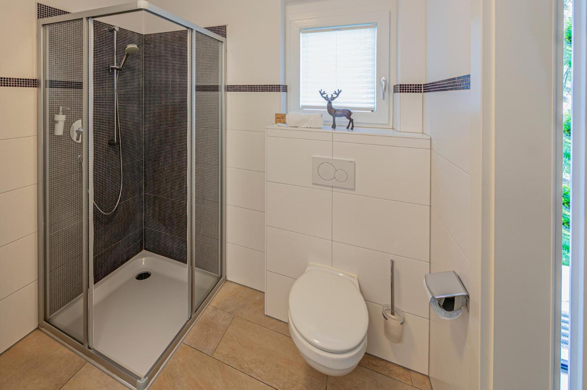 H21 - Modernes Ferienhaus 145Qm, 4Sz, Wellnessbereich Mit Sauna Und Dachterrasse Mit Panoramablick, Kuehlen Und Heizen Mit Geothermie Fügen Eksteriør bilde
